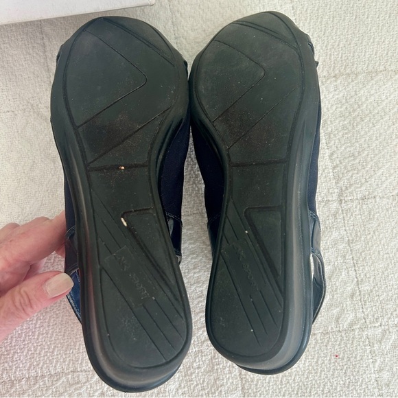 Anne Klein Slingback Wedge Shoes Navy Blue Glossy Toe Cap Comfort Davy size 8 - Picture 10 of 13
